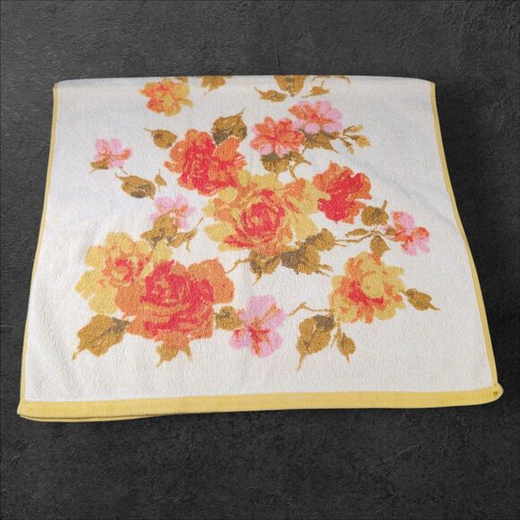 Vintage Callaway Rose Floral Towel 42x24 Yellow Orange Pink Cotton USA - Picture 1 of 7